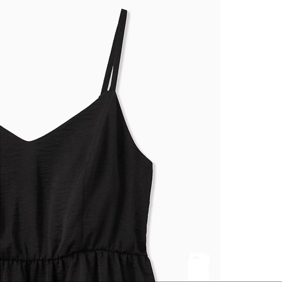 NWT TORRID Textured Satin Peplum Cami - Picture 5 of 9